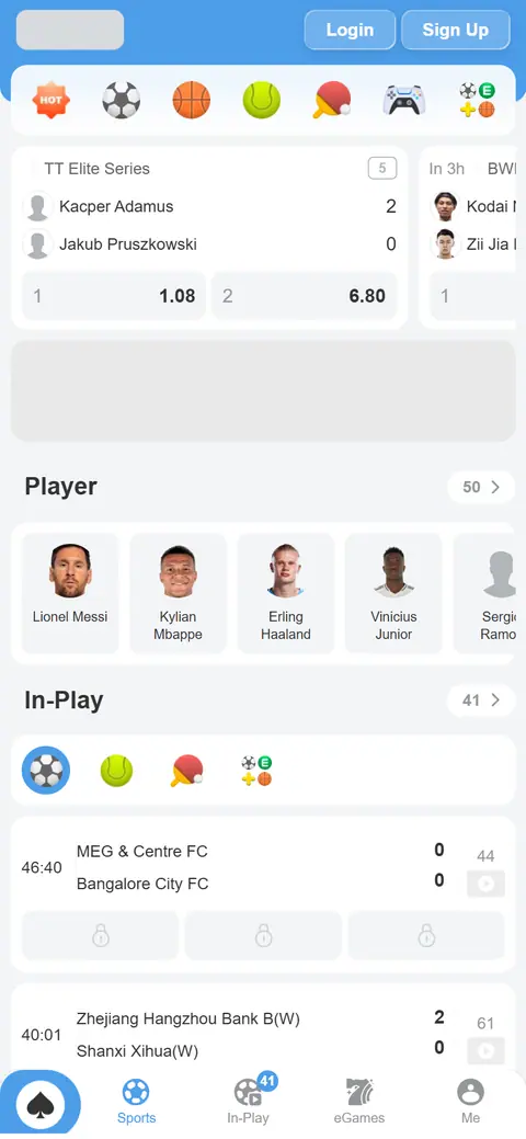 Màn hình chính 8Xbet trên điện thoại với các trận đấu đang diễn ra